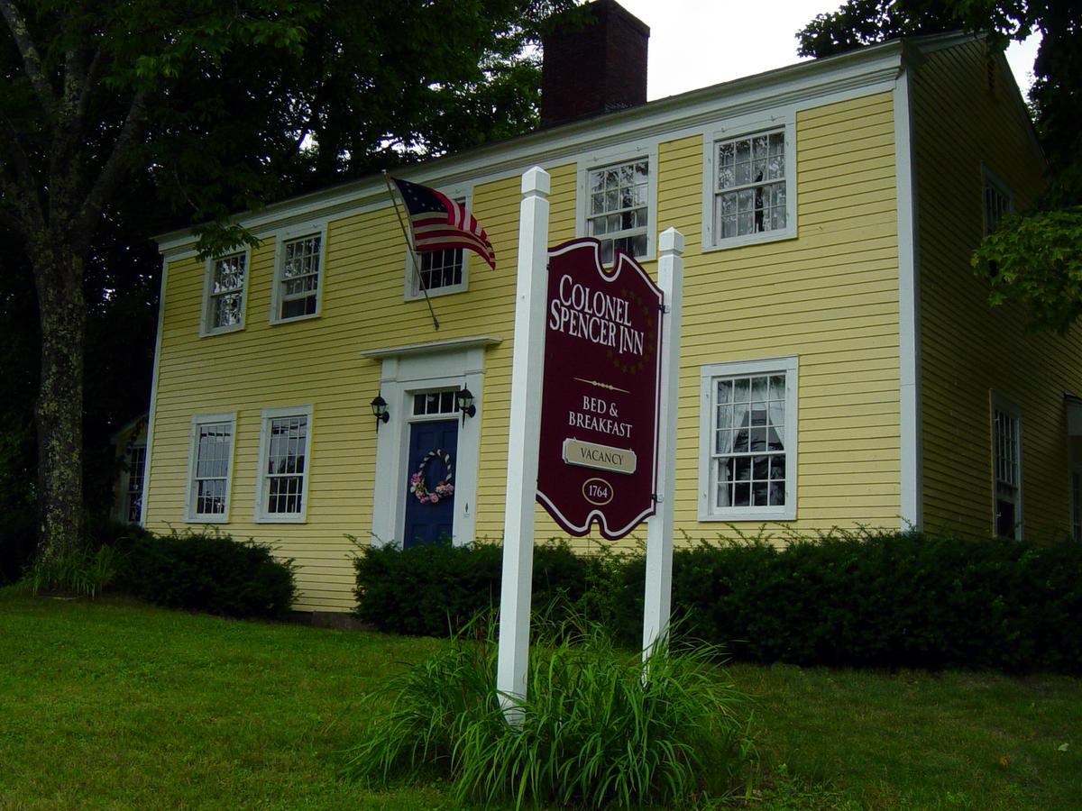 Colonel Spencer Inn Campton Eksteriør bilde